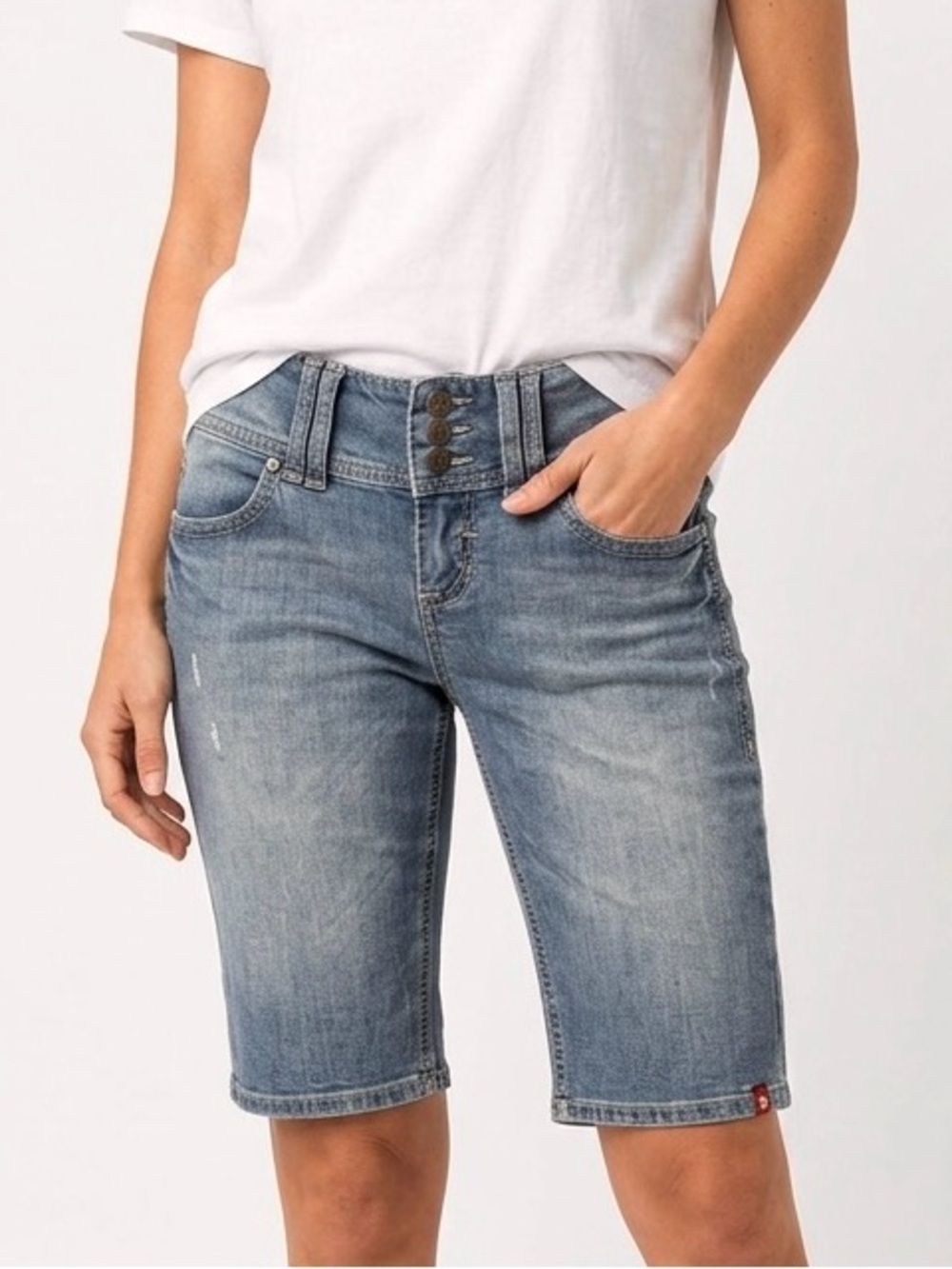 EDC BY ESPRIT Vintage Denim Jean Shorts Capris Y2K 90’s Jorts Low Rise Size 29